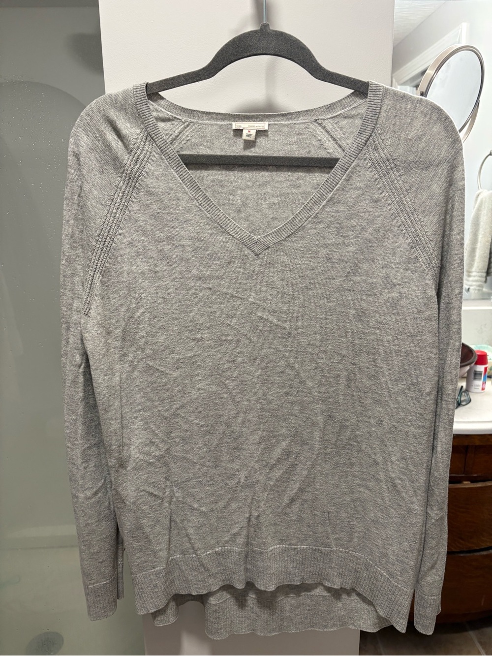 GAP Light Gray V-Neck Knit Pullover